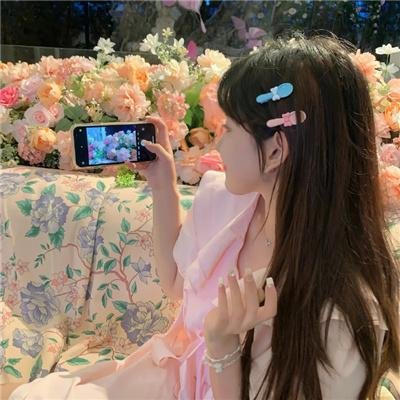热门明星 - 妮可·华莱士 